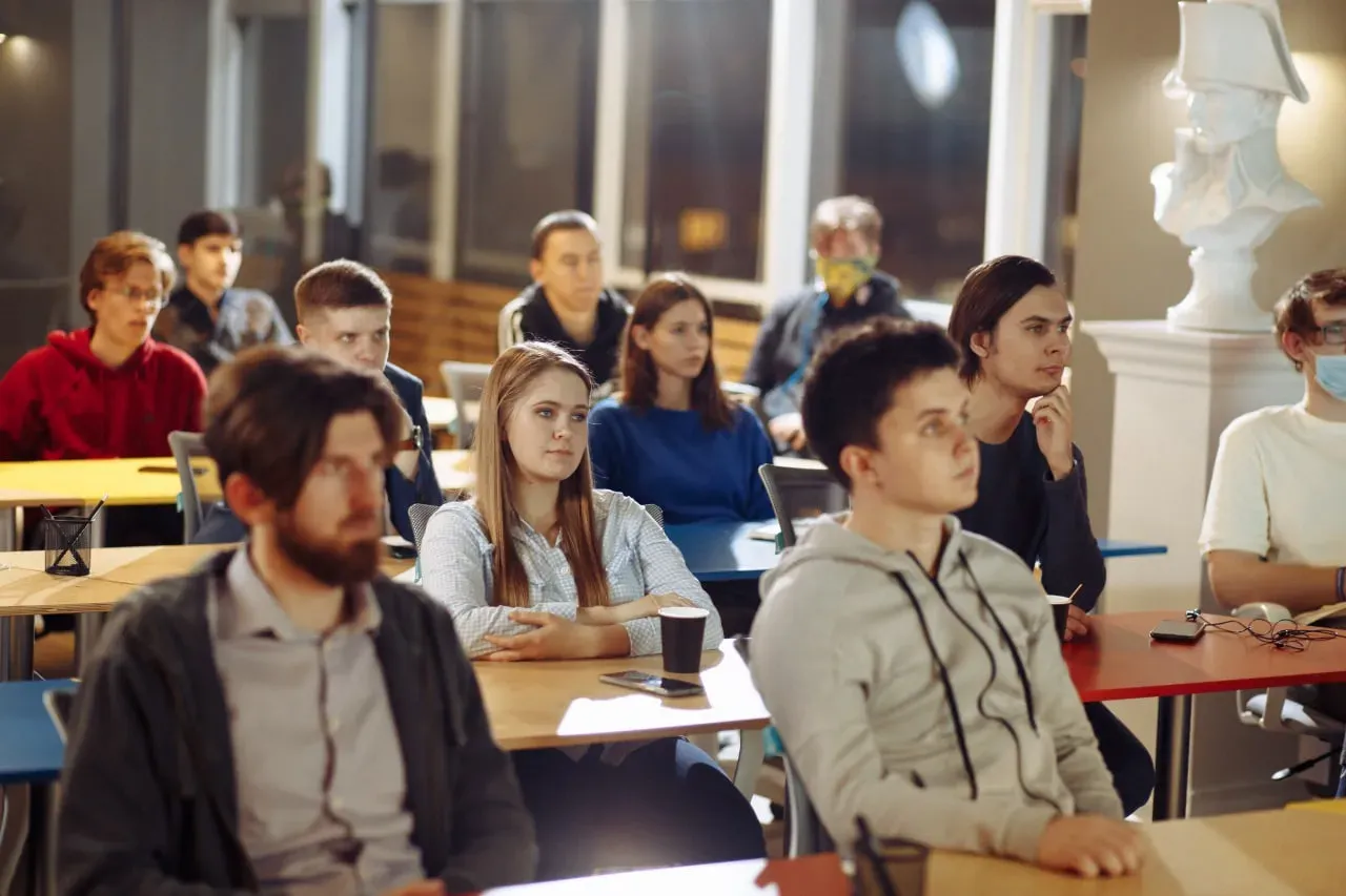курс по разработке рекомендательных систем